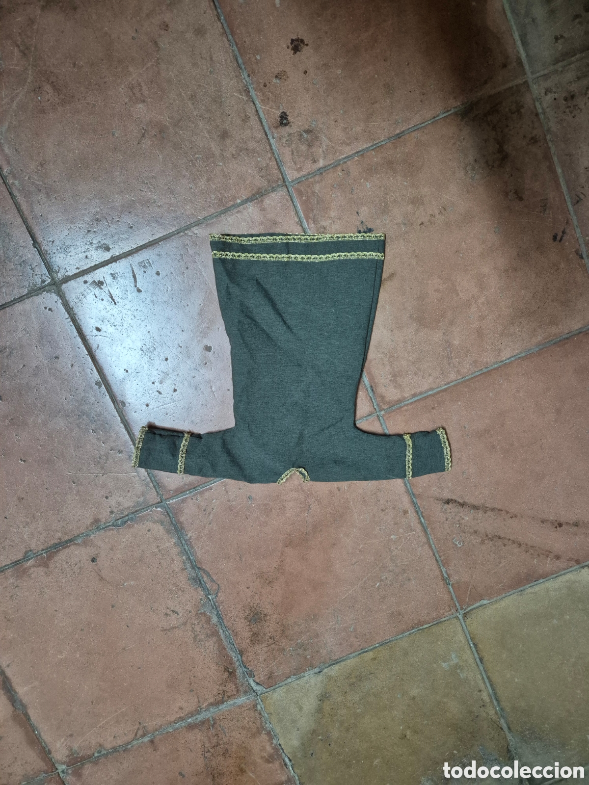 Antig&uuml;edades: Vestido antiguo de virgen - Foto 2