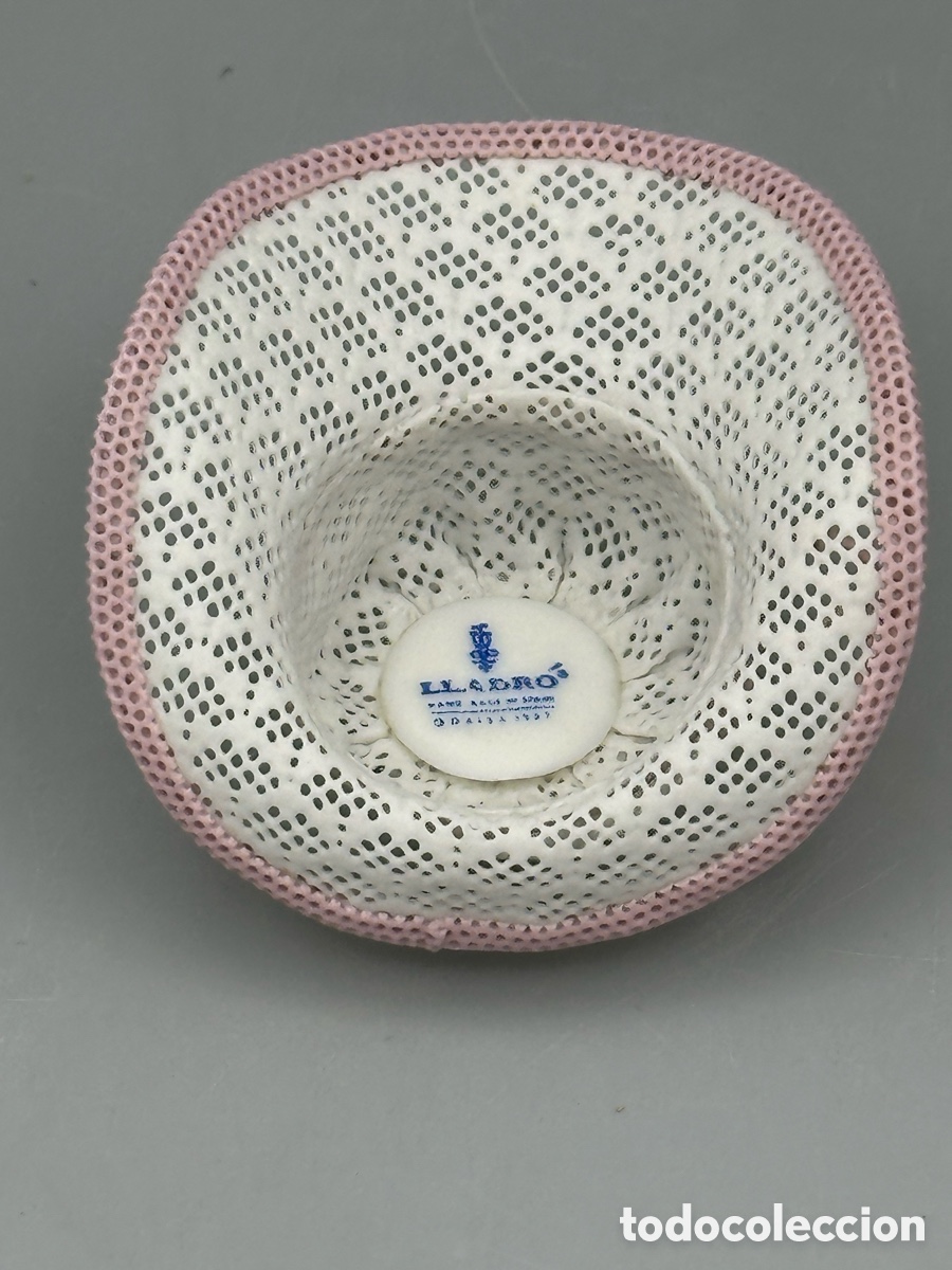 Antig&uuml;edades: REF: 01001565 &ldquo;SOMBRERO CON PLUMAS ROSA&rdquo; LLADR&Oacute; - Foto 5
