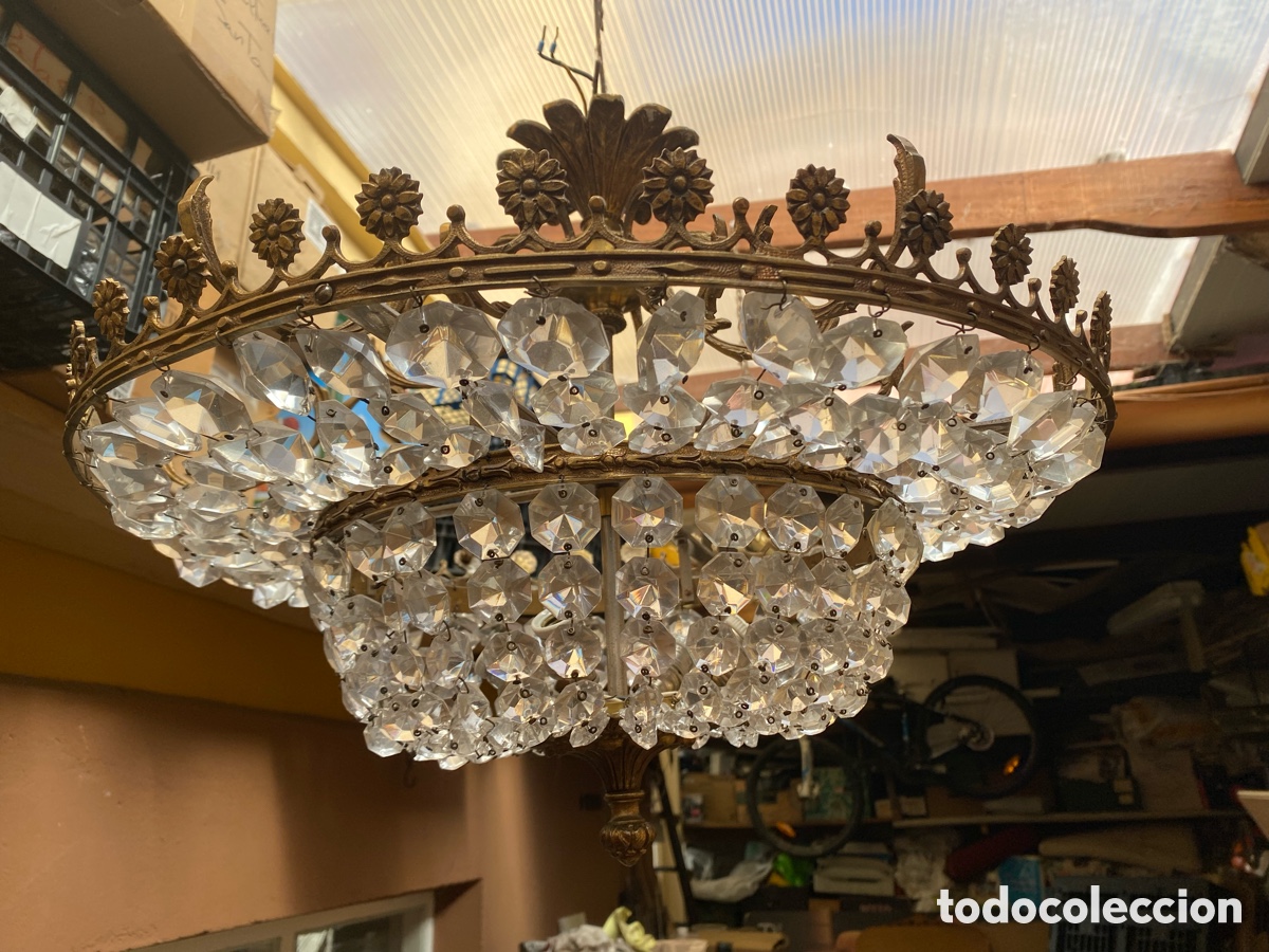Antig&uuml;edades: L&aacute;mpara de techo de lat&oacute;n y vidrio - Foto 1