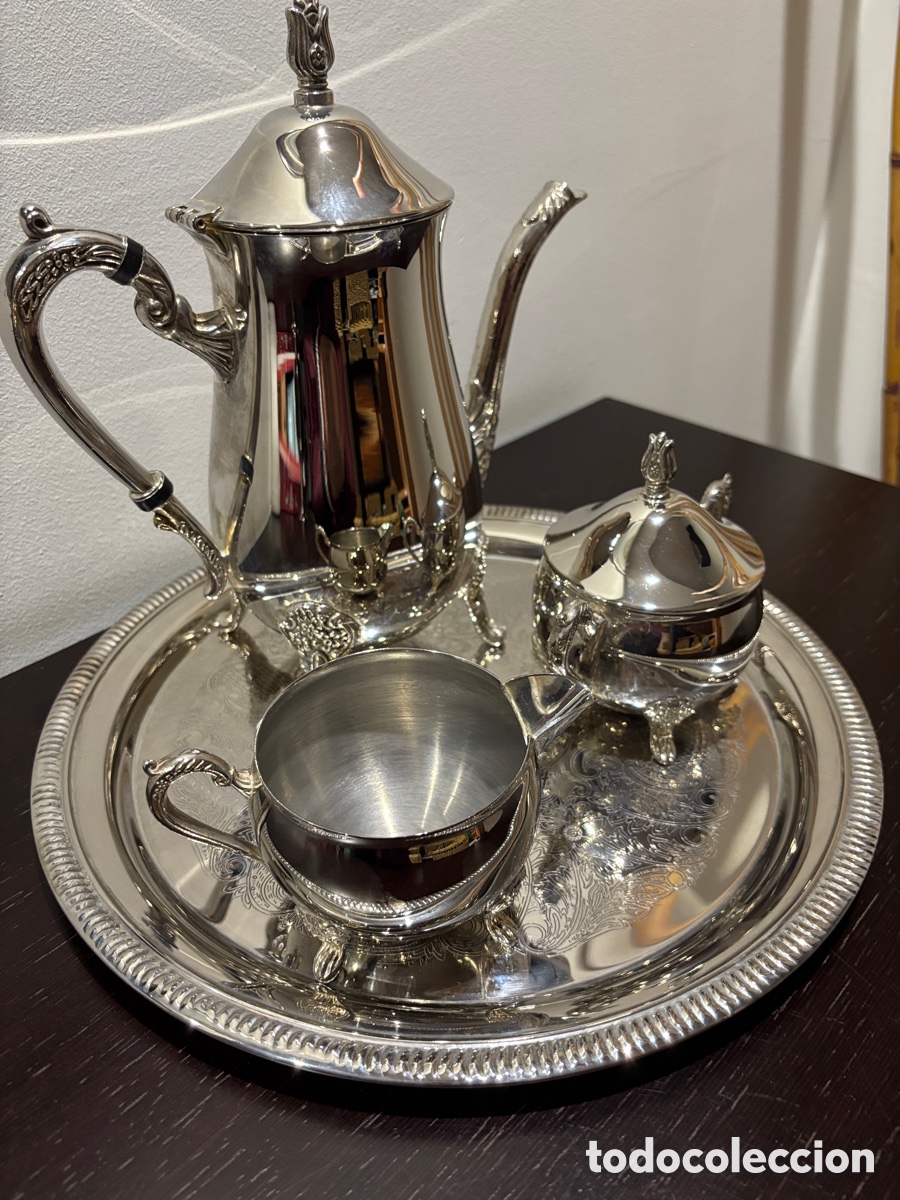 Antig&uuml;edades: Cafetera de alpaca con bandeja - Foto 5