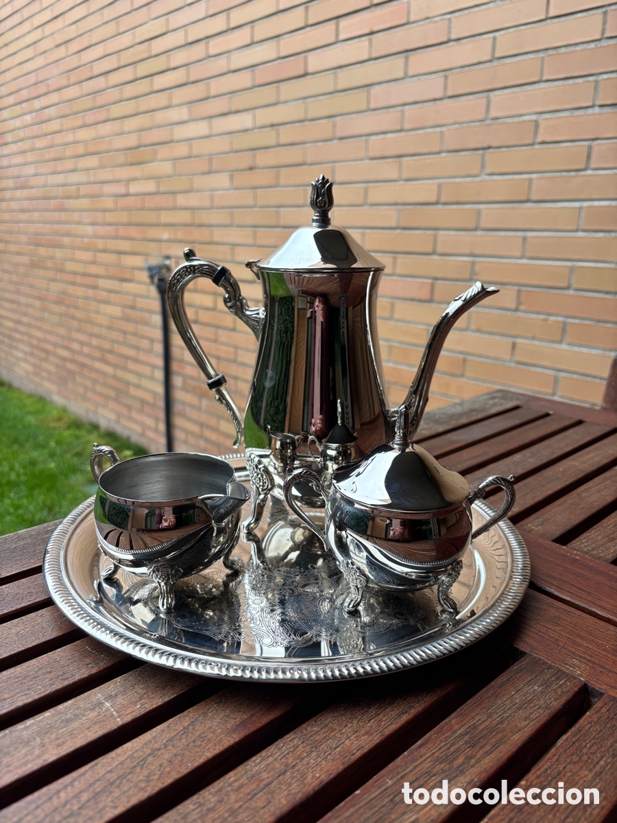 Antig&uuml;edades: Cafetera de alpaca con bandeja - Foto 6
