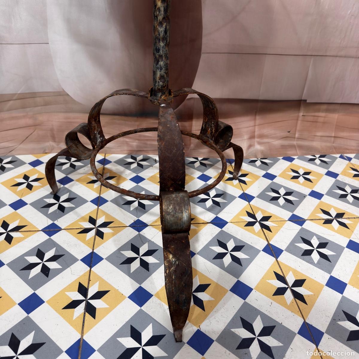 Antig&uuml;edades: Antigua Mesa de Forja - Foto 5