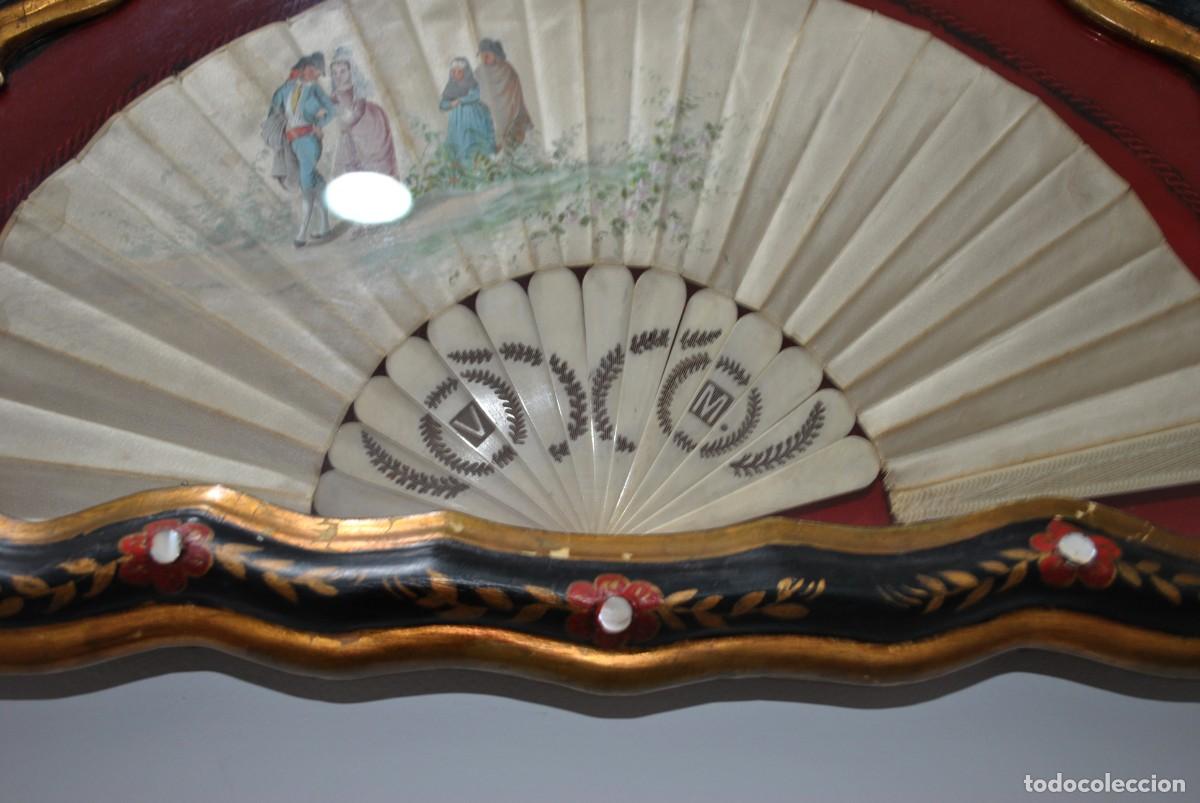 Antig&uuml;edades: ABANICO CON ABANIQUERA EBONIZADA - Foto 5