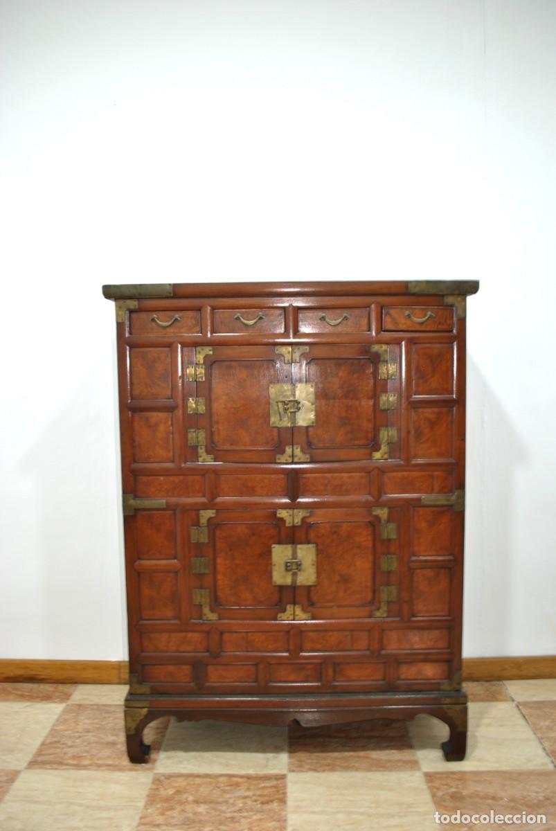Antig&uuml;edades: MUEBLE AUIXLIAR CHINO DE MADERA - Foto 1