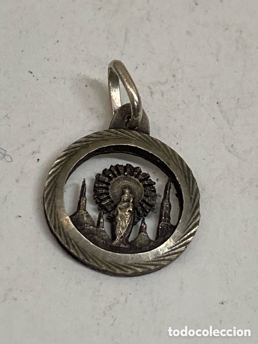 Antig&uuml;edades: Medalla de plata religiosa C536 - Foto 1