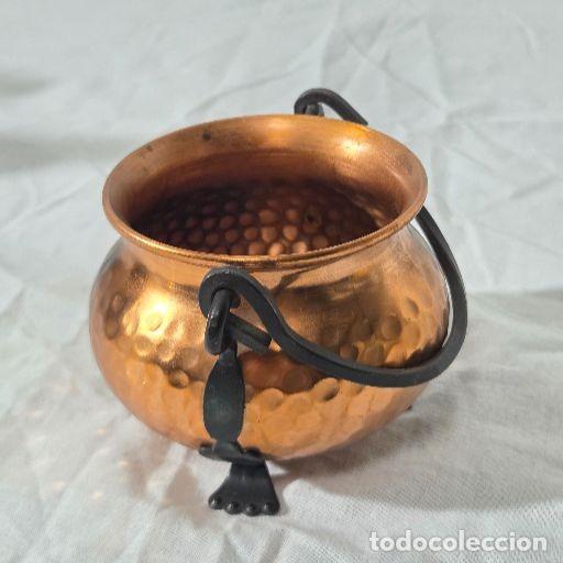 Antig&uuml;edades: Caldero de cobre con asas de hierro - Foto 11