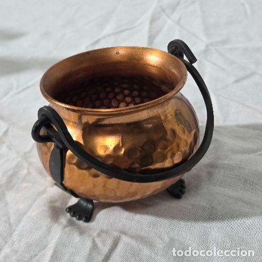 Antig&uuml;edades: Caldero de cobre con asas de hierro - Foto 12