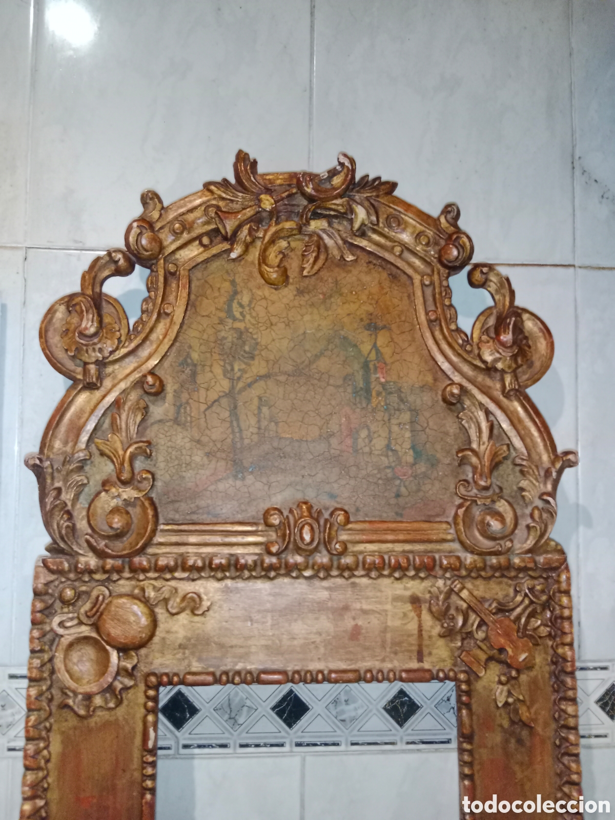 Antig&uuml;edades: Cornucopia del siglo XIX. Medias 40x106 cm.