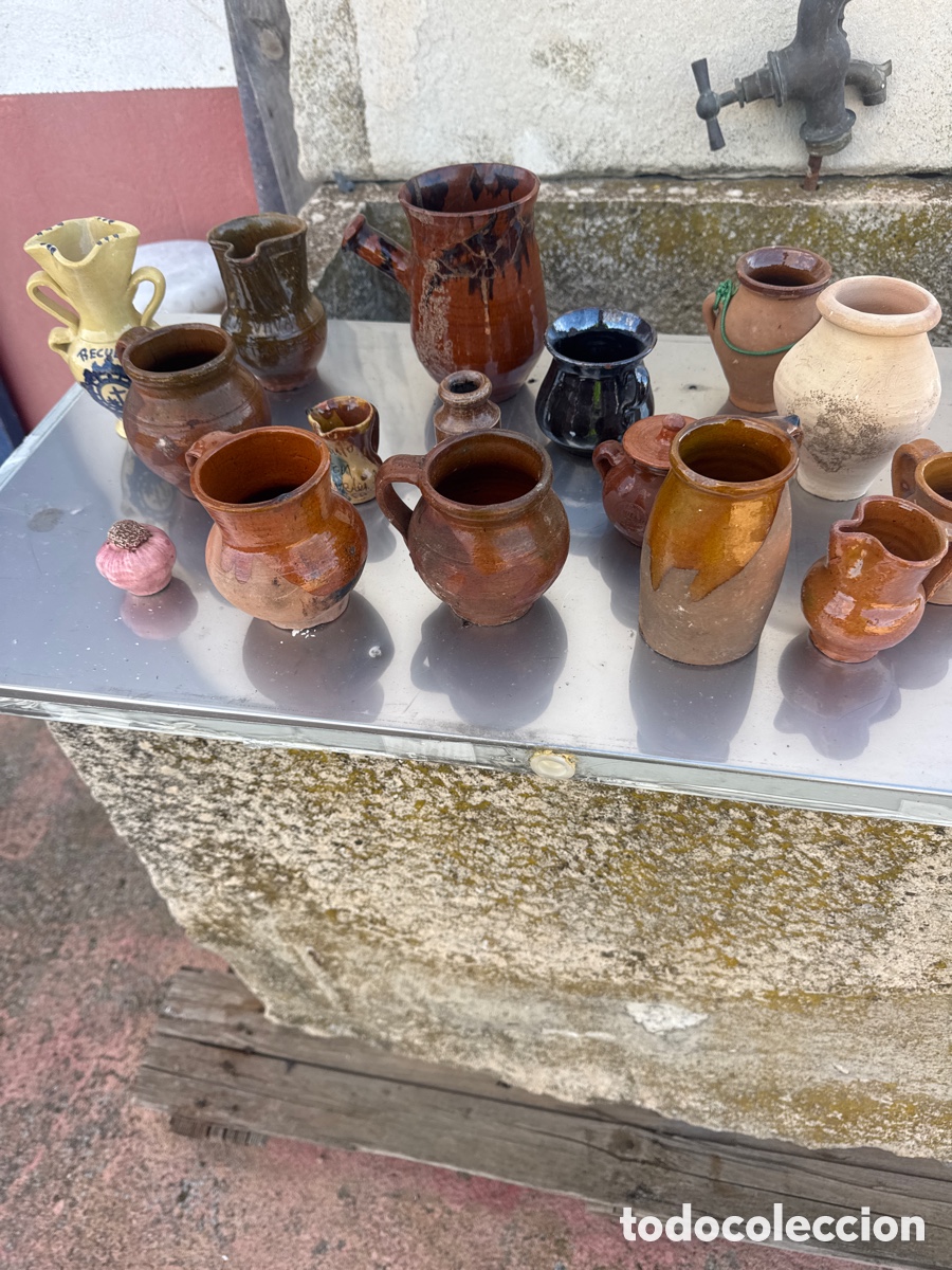 Antig&uuml;edades: Lote de jarras, De Barro - Foto 1