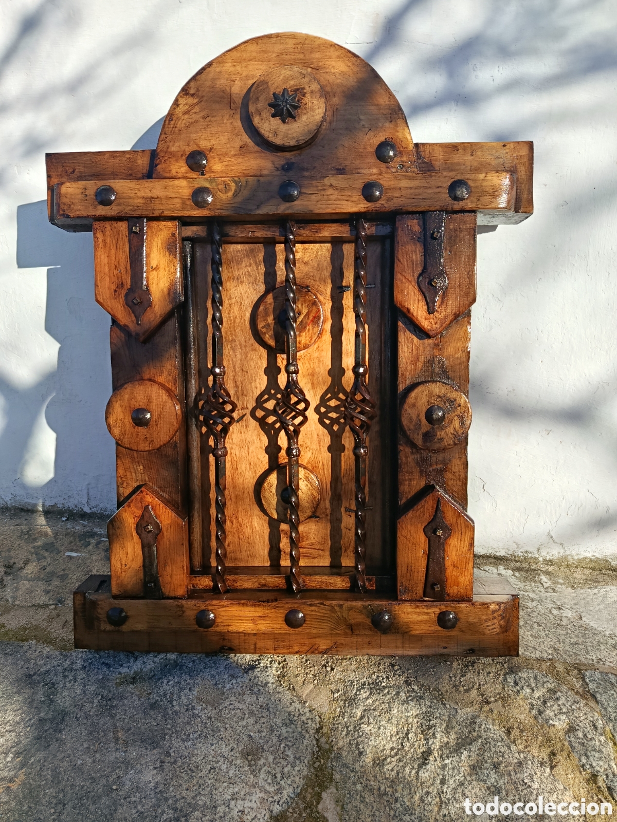 Antig&uuml;edades: Reja de madera y forja - Foto 4