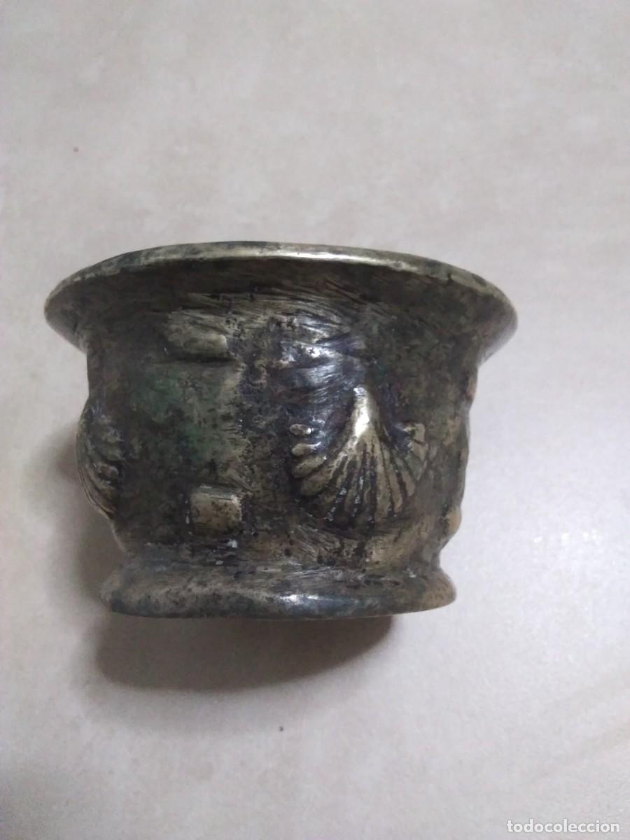 Antig&uuml;edades: Antiguo Mortero o Almirez de Conchas en bronce - Foto 2
