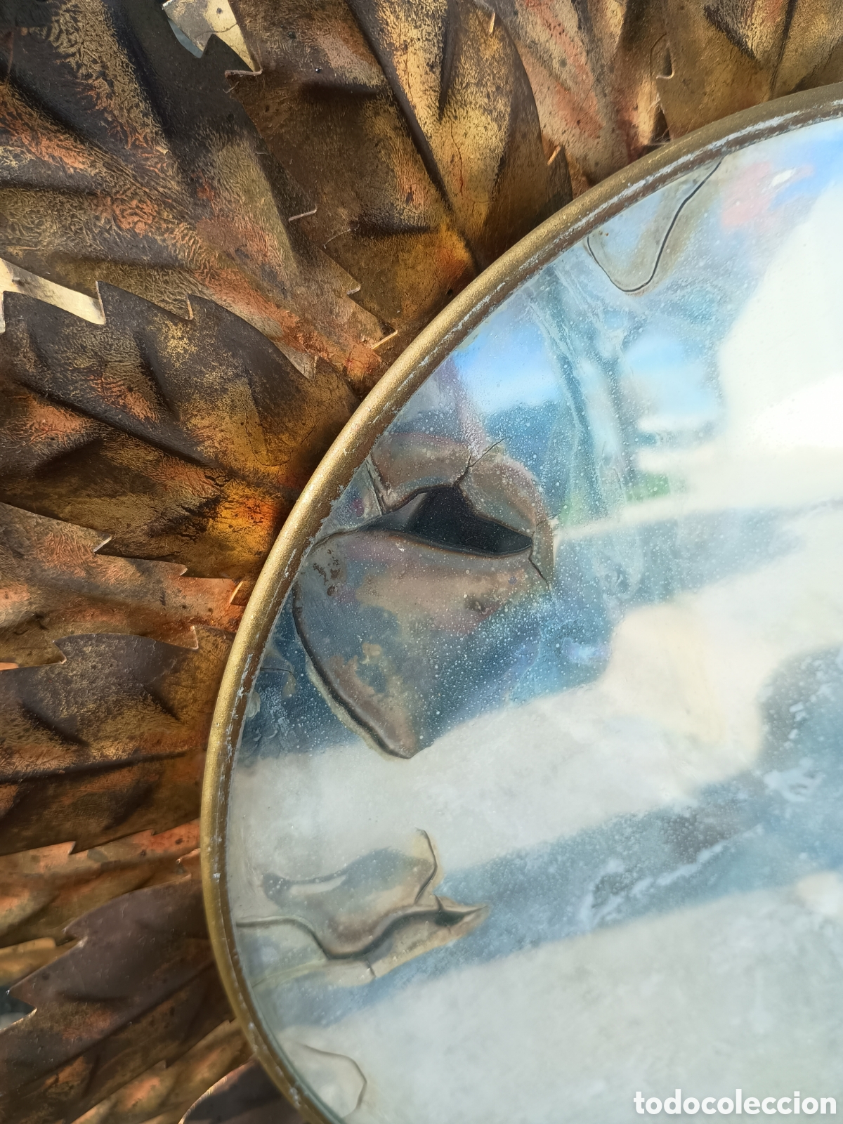 Antig&uuml;edades: Espejo sol hierro dorado - Foto 2