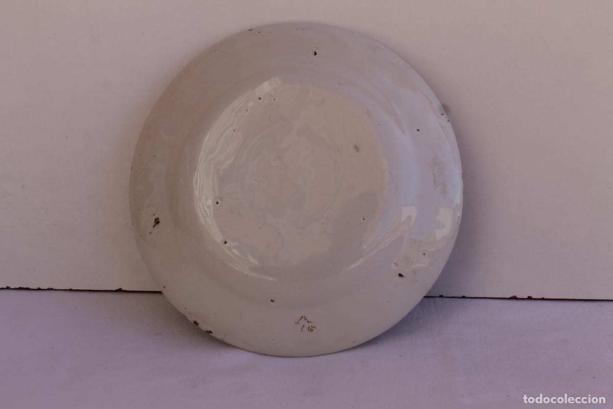 Antig&uuml;edades: PLATO DE CERAMICA DE ALCORA - Foto 4