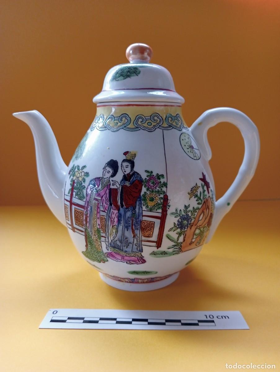 Antig&uuml;edades: Tetera porcelana Macao - Foto 1