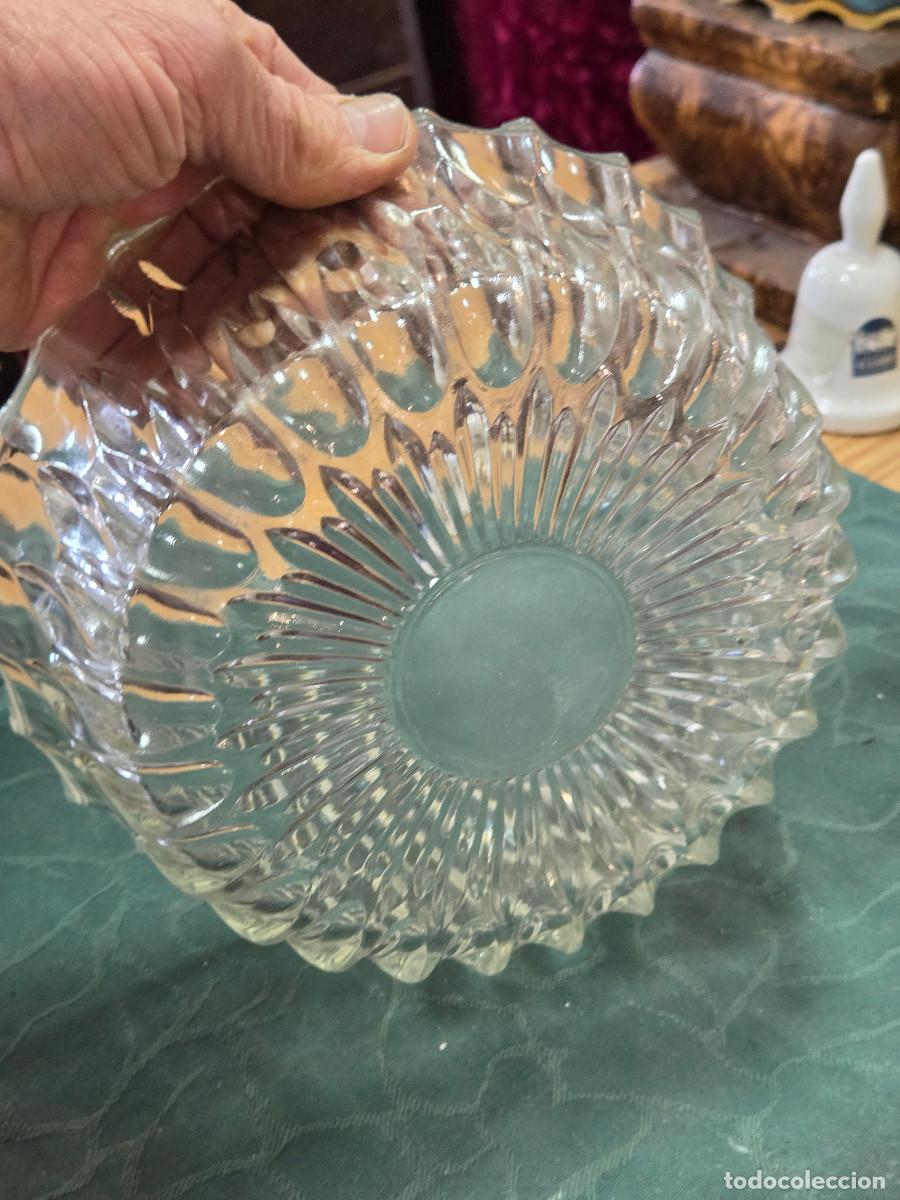 Antig&uuml;edades: ensaladera de cristal vintage - Foto 4