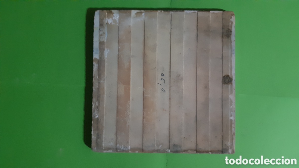 Antig&uuml;edades: Azulejo modernista con molinillos - Foto 2