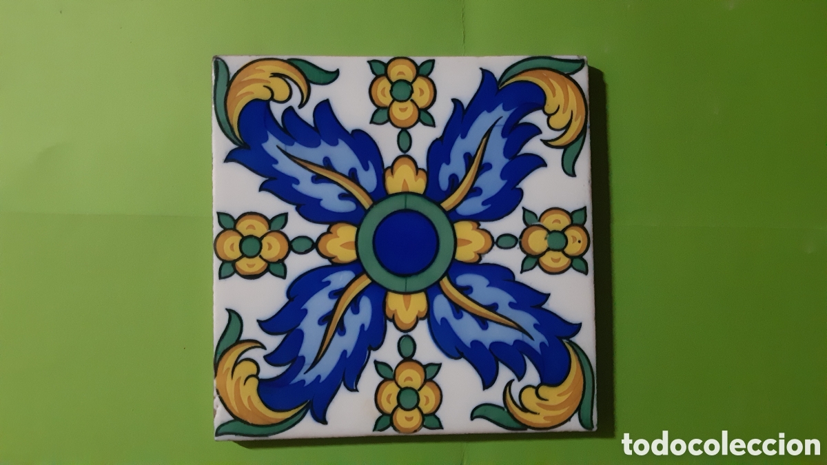 Antig&uuml;edades: Azulejo modernista, molinillo - Foto 1