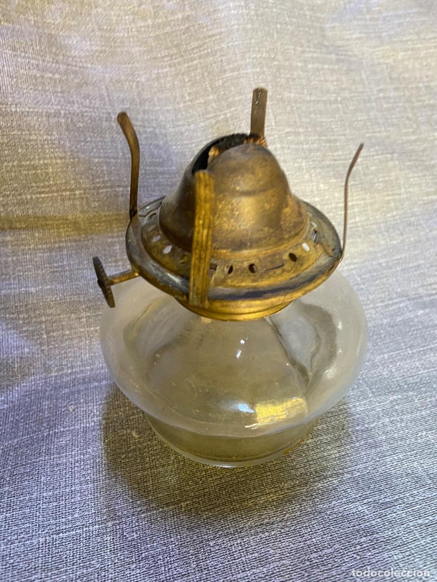 Antig&uuml;edades: L&aacute;mpara de aceite antigua - Foto 2