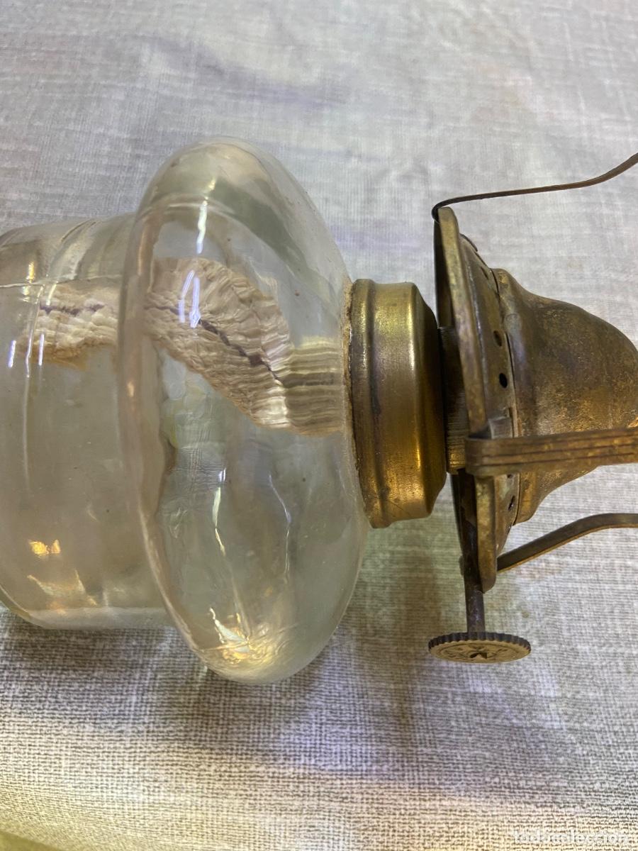 Antig&uuml;edades: L&aacute;mpara de aceite antigua - Foto 4