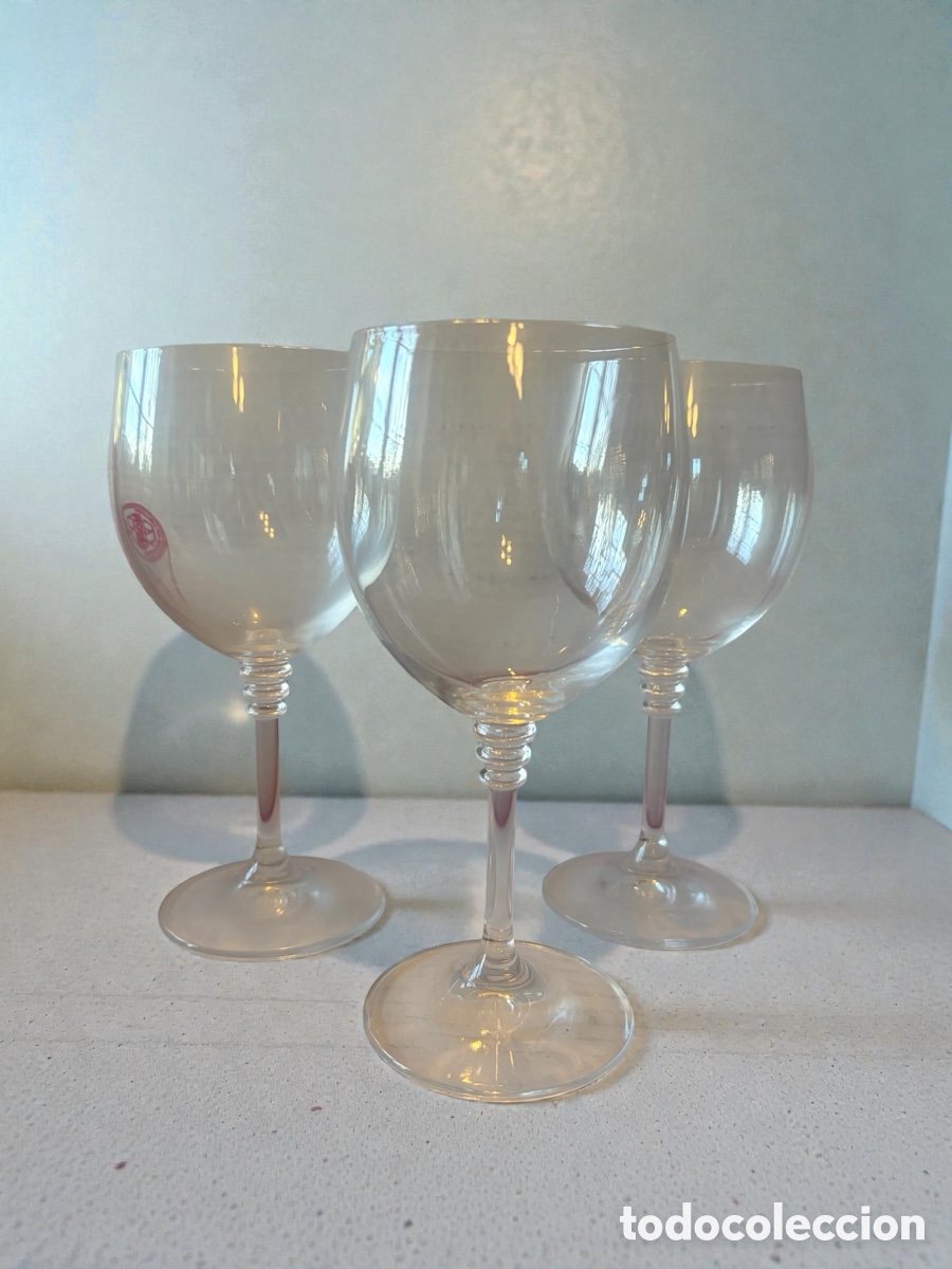 Antig&uuml;edades: 3 copas de vino modelo &ldquo;Olivia&rdquo; - Foto 1