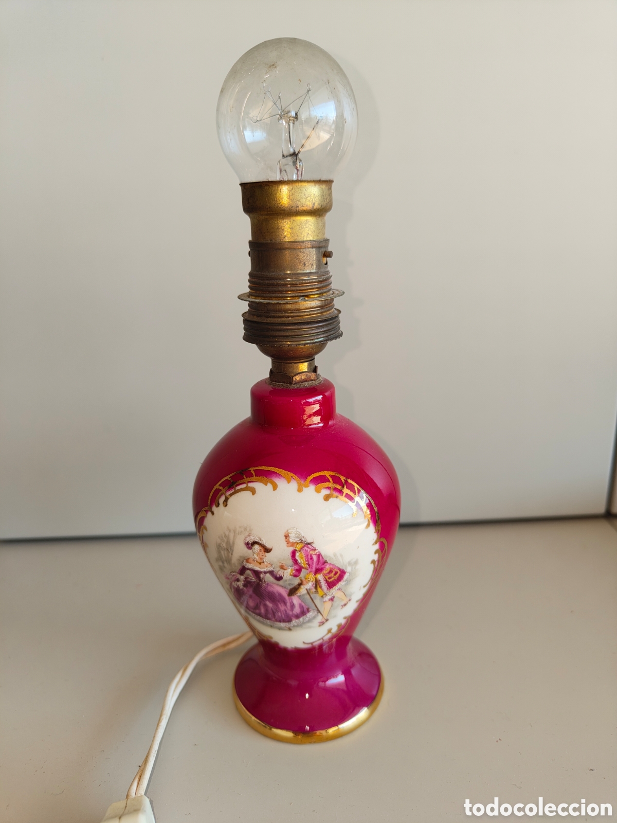 Antig&uuml;edades: Lampara de mesa de porcelana - Foto 1