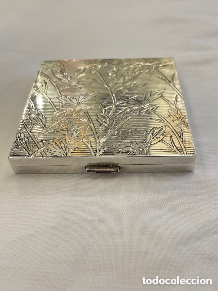 Antig&uuml;edades: Polvera de plata y rub&iacute;es siglo XX - Foto 3