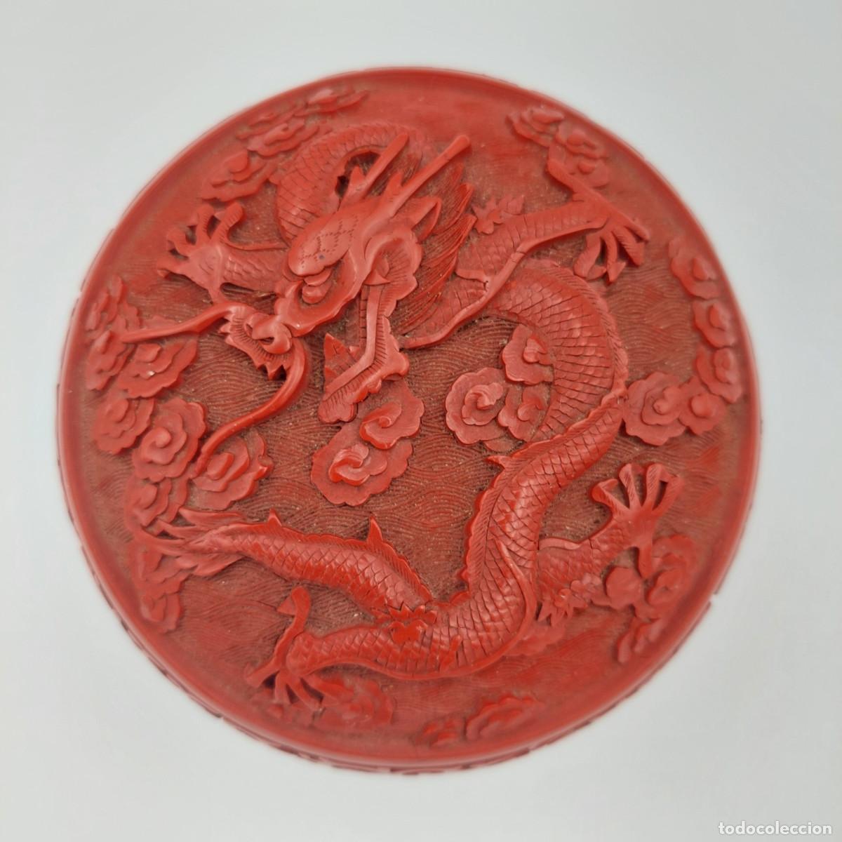 Antig&uuml;edades: Caja de laca china cinabrio dragon - Foto 1