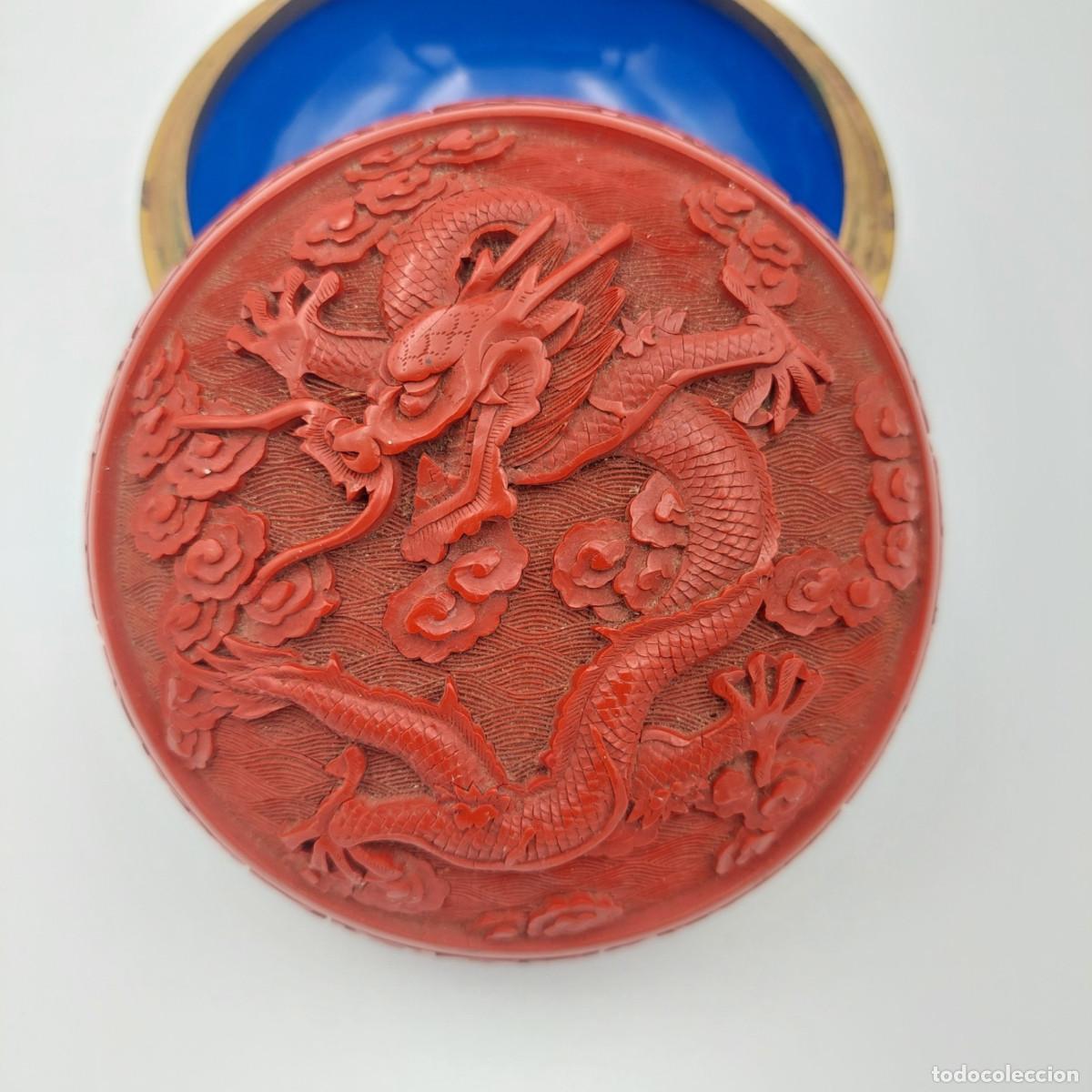 Antig&uuml;edades: Caja de laca china cinabrio dragon - Foto 2