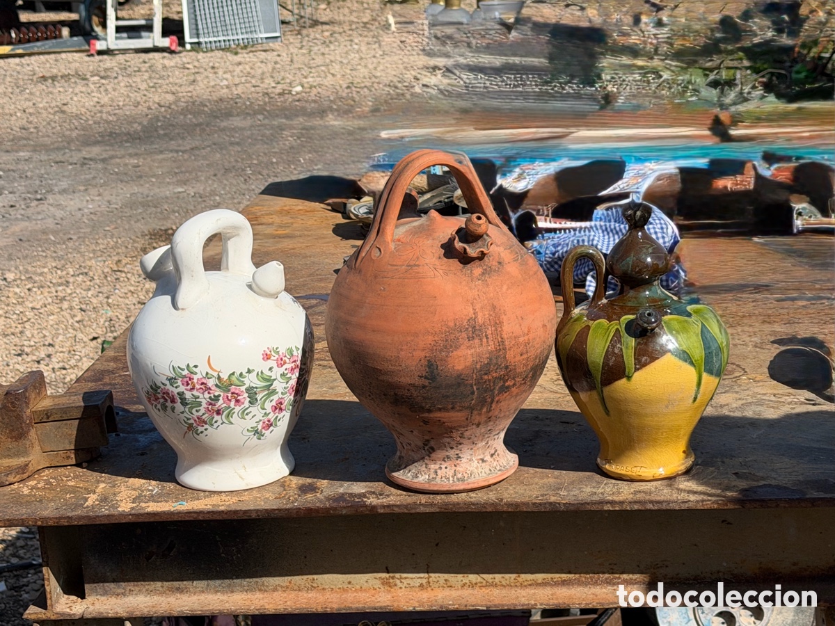 Antig&uuml;edades: Lote de tres botijos antiguos - Foto 1