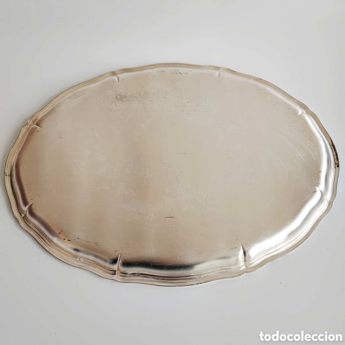 Antig&uuml;edades: Bandeja de metal plateado - Foto 2