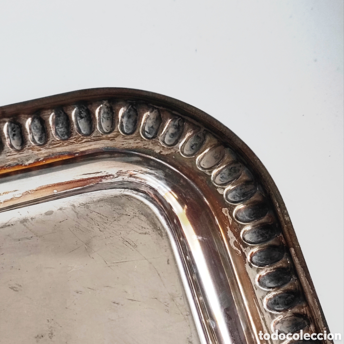 Antig&uuml;edades: Bandeja de metal plateado - Foto 5