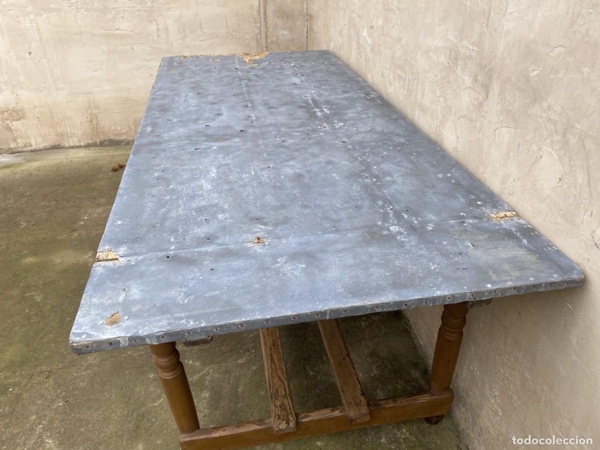 Antig&uuml;edades: Mesa Antigua con Zinc - Foto 3