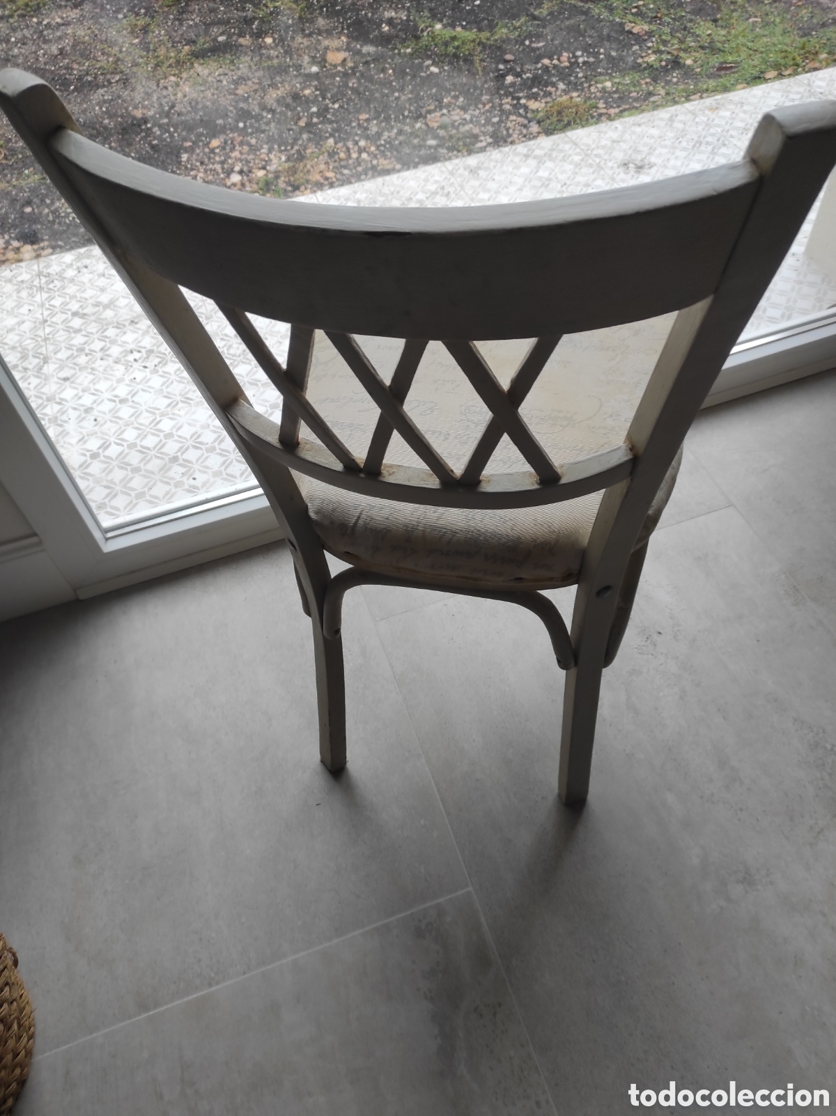 Antig&uuml;edades: Silla de madera gris - Foto 3