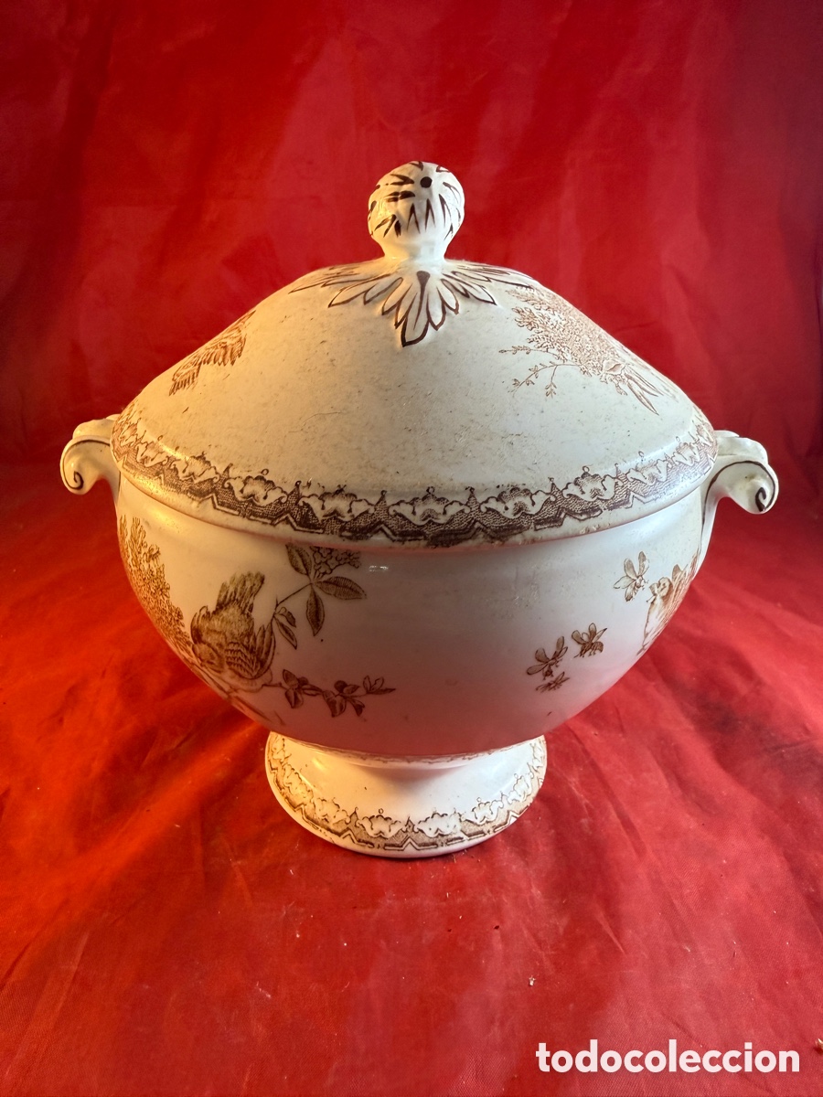 Antig&uuml;edades: Antigua sopera de porcelana - Foto 2