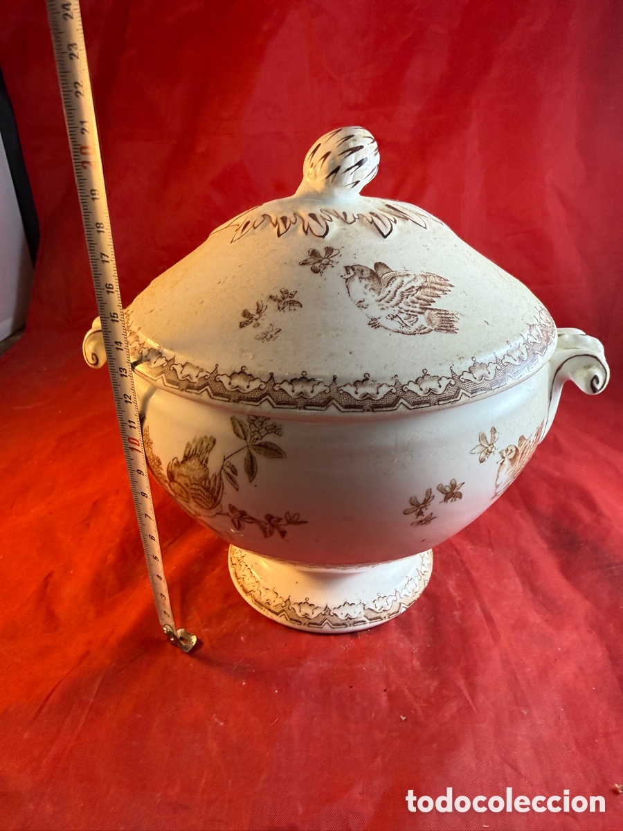Antig&uuml;edades: Antigua sopera de porcelana - Foto 5