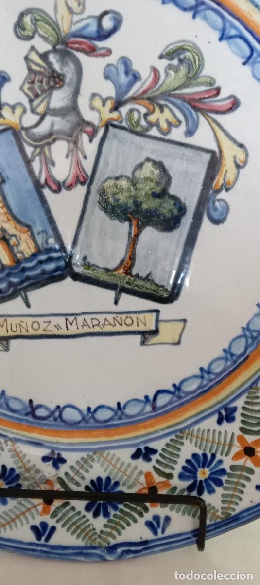 Antig&uuml;edades: Plato her&aacute;ldico 33cm de Talavera - Foto 3