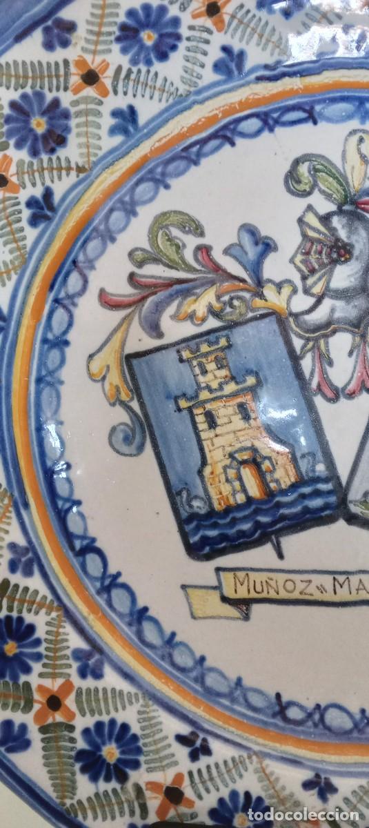 Antig&uuml;edades: Plato her&aacute;ldico 33cm de Talavera - Foto 4