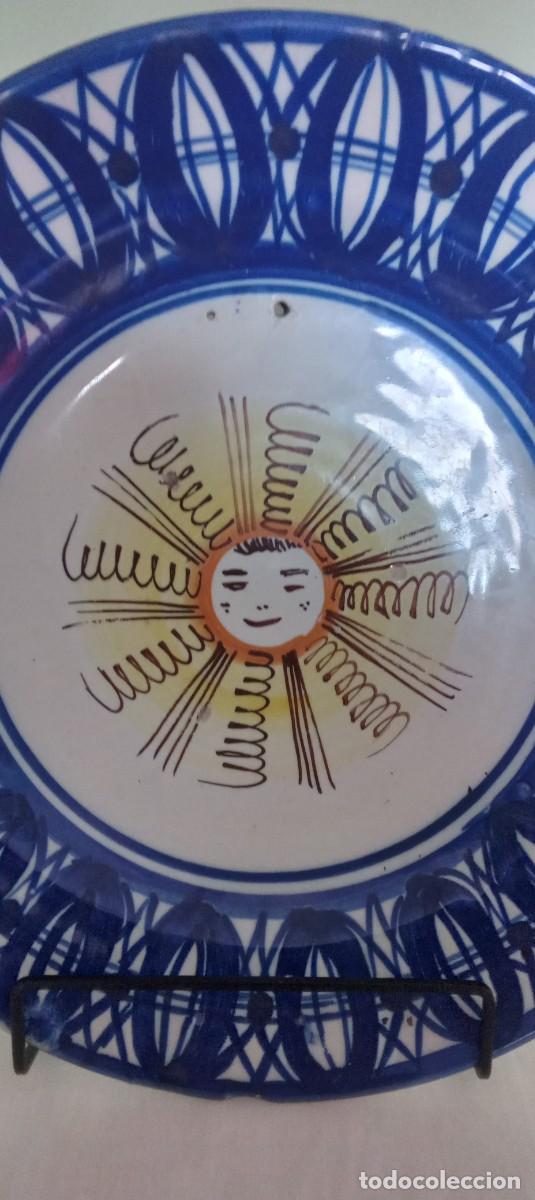 Antig&uuml;edades: Plato sol antropomorfico - Foto 2