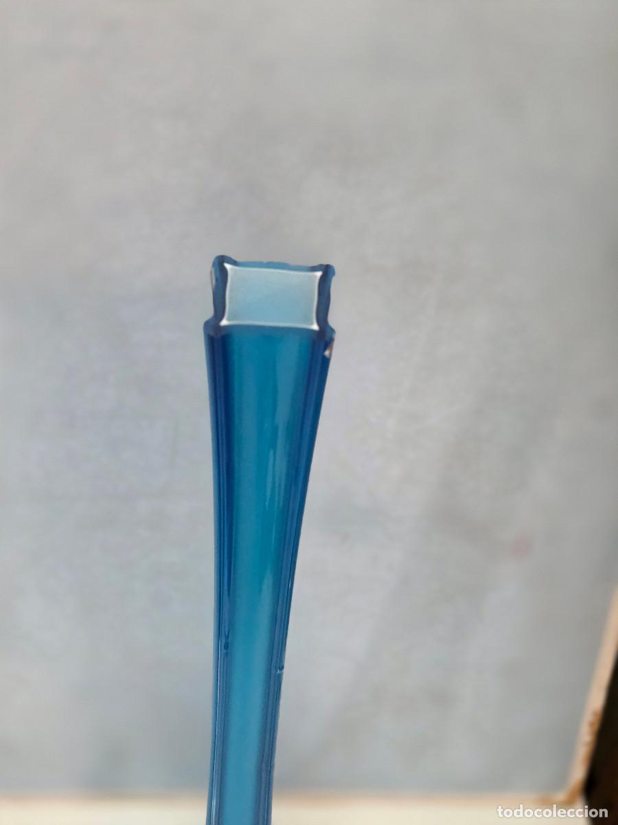 Antig&uuml;edades: florereo de cristal opalino - Foto 2