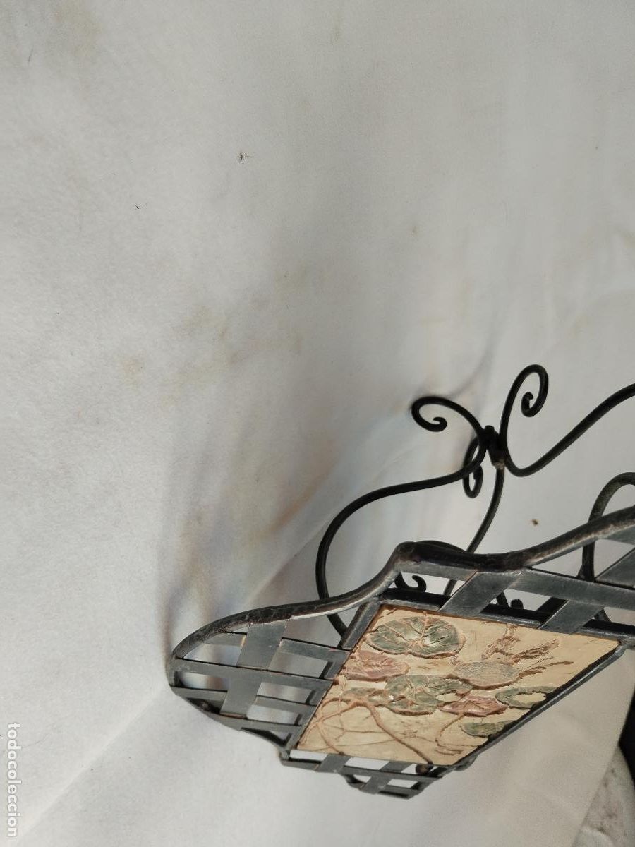 Antig&uuml;edades: mensula repisa de forja con ceramica - Foto 2