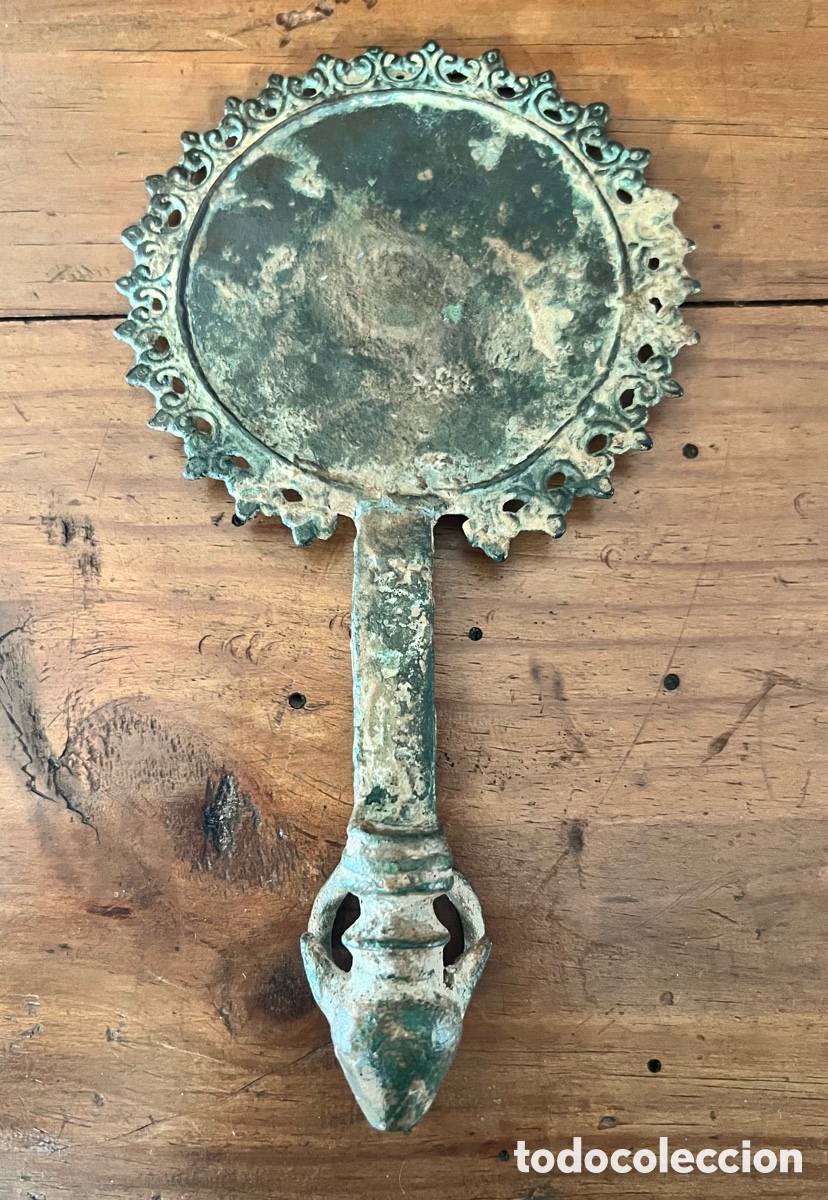 Antig&uuml;edades: Espejo de bronce pulido - Foto 1
