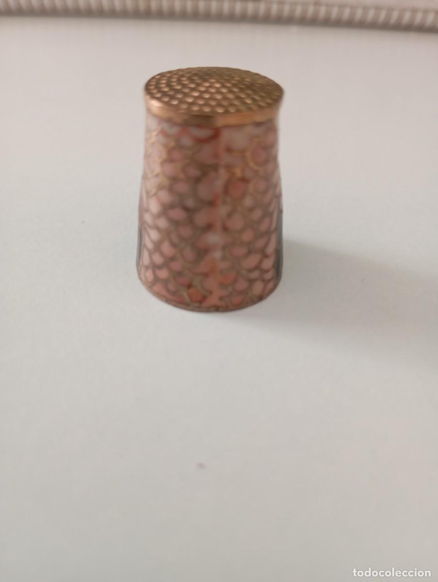 Antig&uuml;edades: Dedal con forma de b&uacute;ho cloisonne - Foto 2