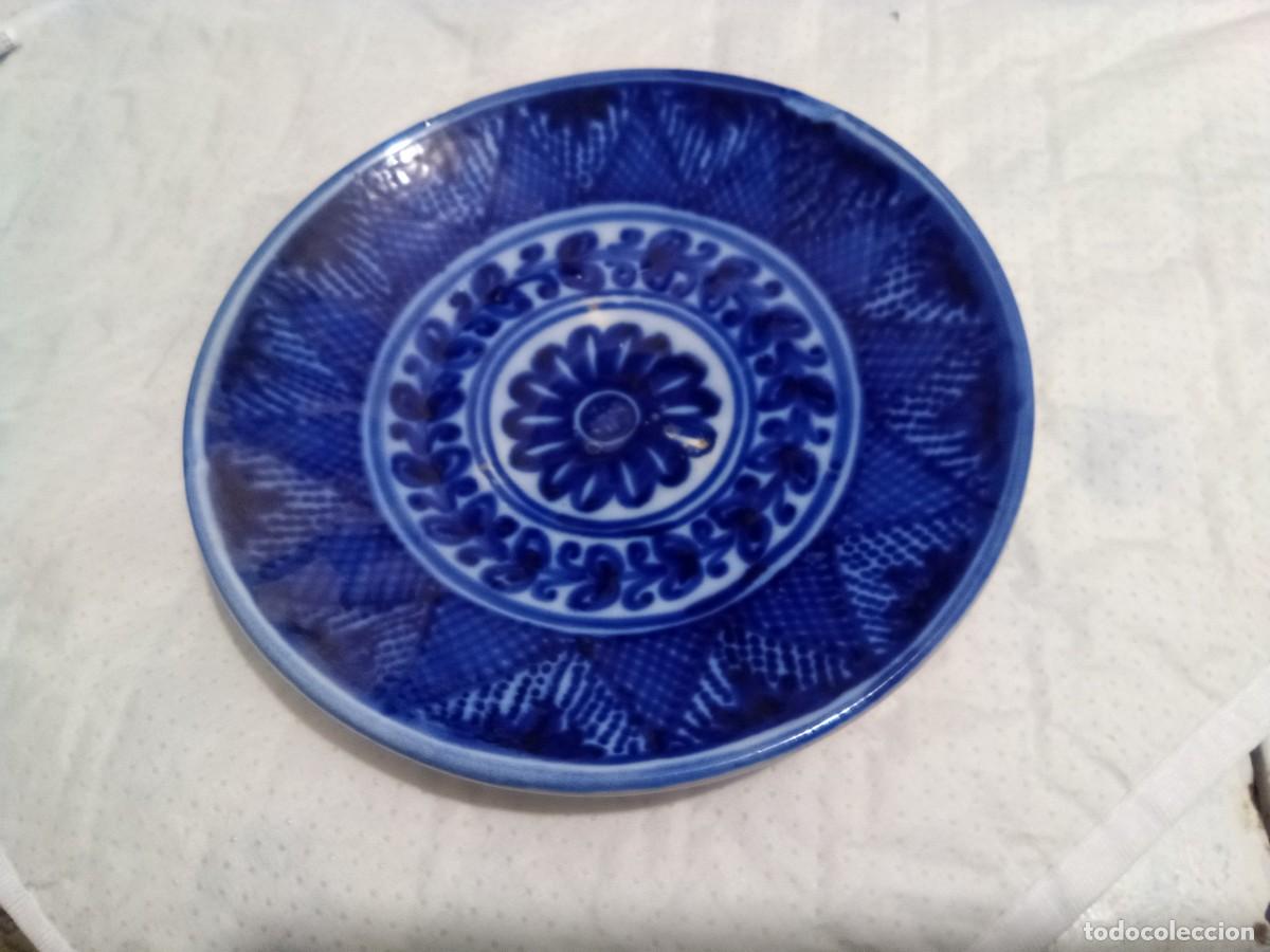 Antig&uuml;edades: Plato antiguo en azules - Foto 2