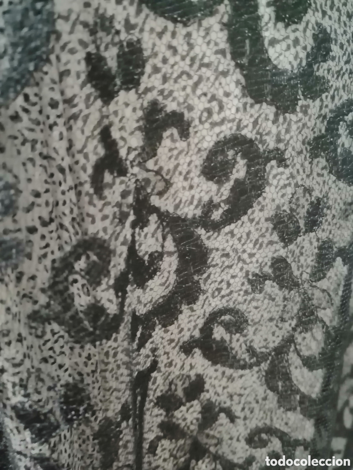Antig&uuml;edades: Mantilla de blonda gran tama&ntilde;o - Foto 5