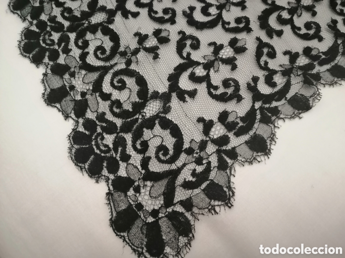 Antig&uuml;edades: Mantilla de blonda gran tama&ntilde;o - Foto 7