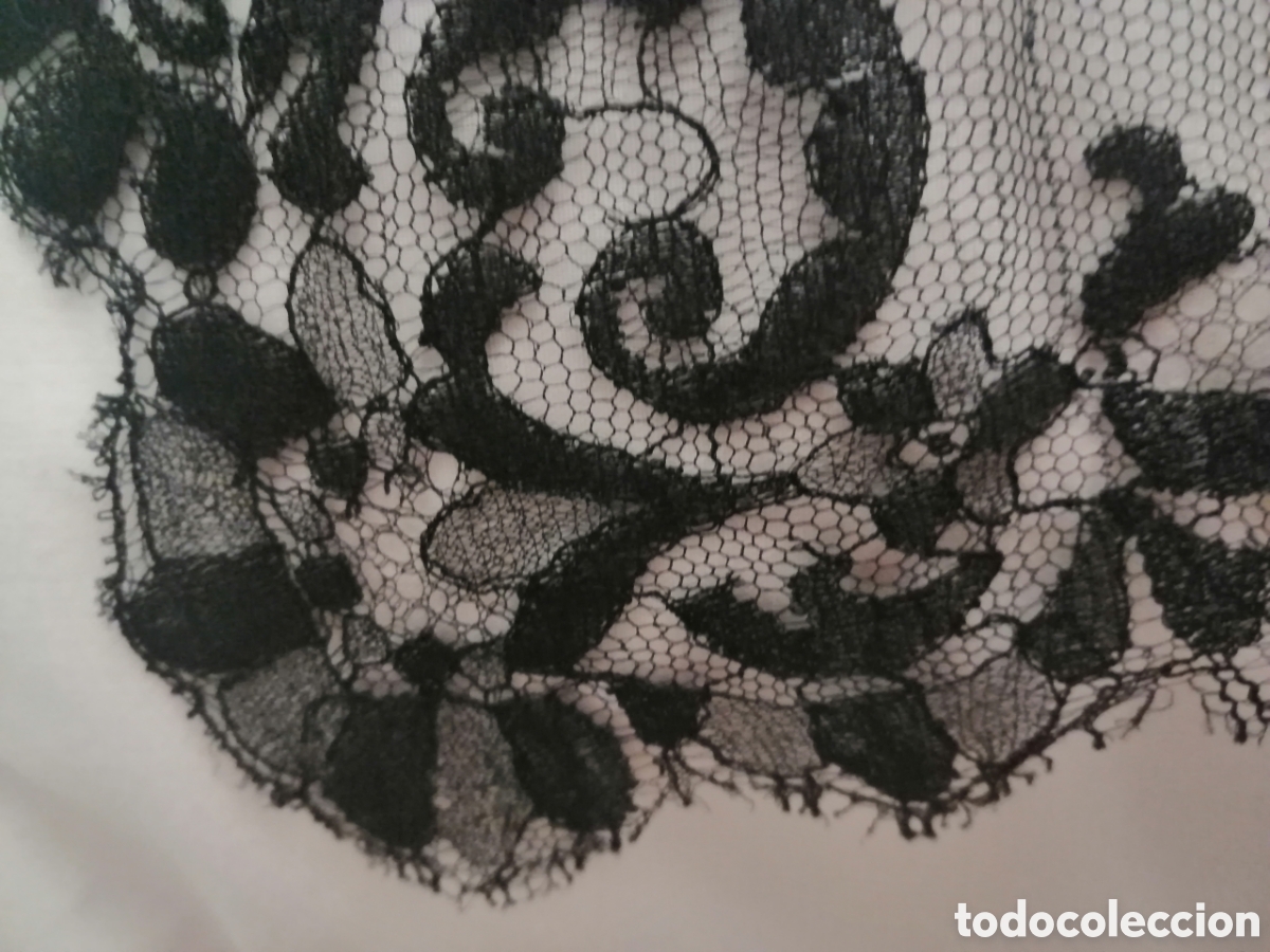 Antig&uuml;edades: Mantilla de blonda gran tama&ntilde;o - Foto 8