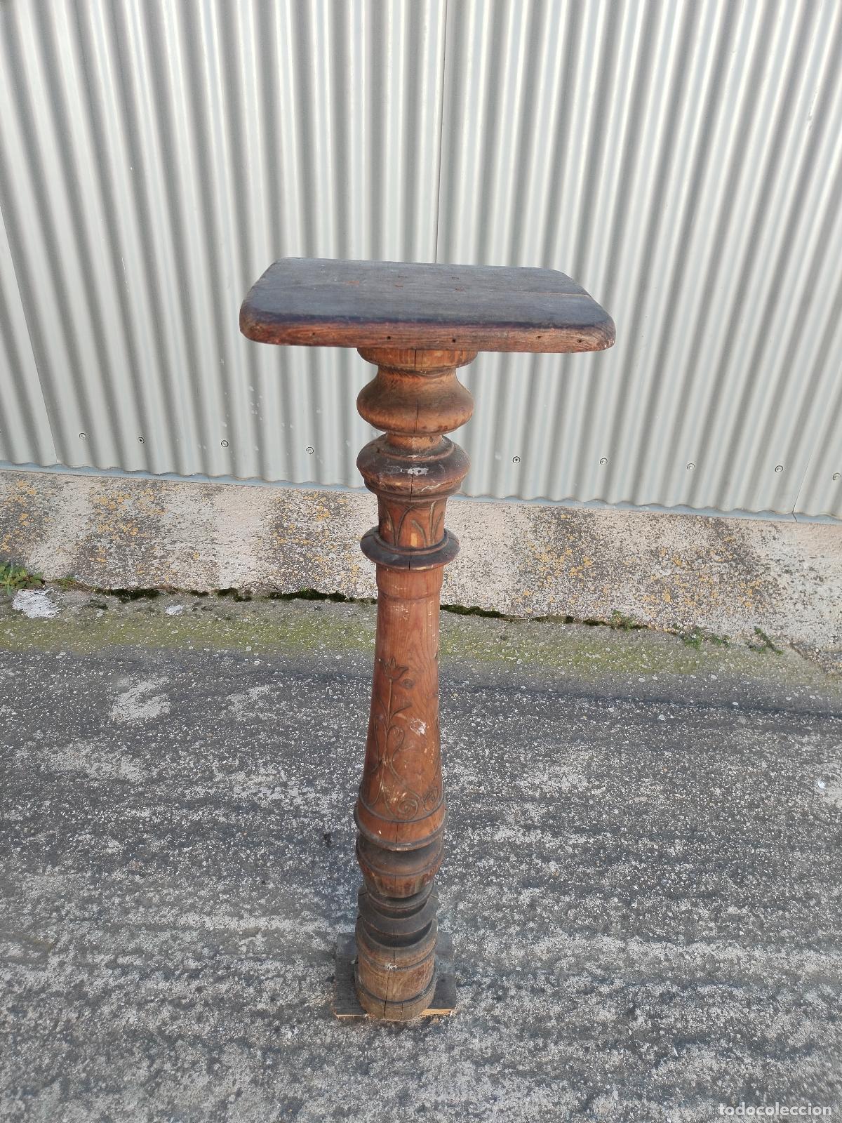 Antig&uuml;edades: pie de peana en madera tallada - Foto 5