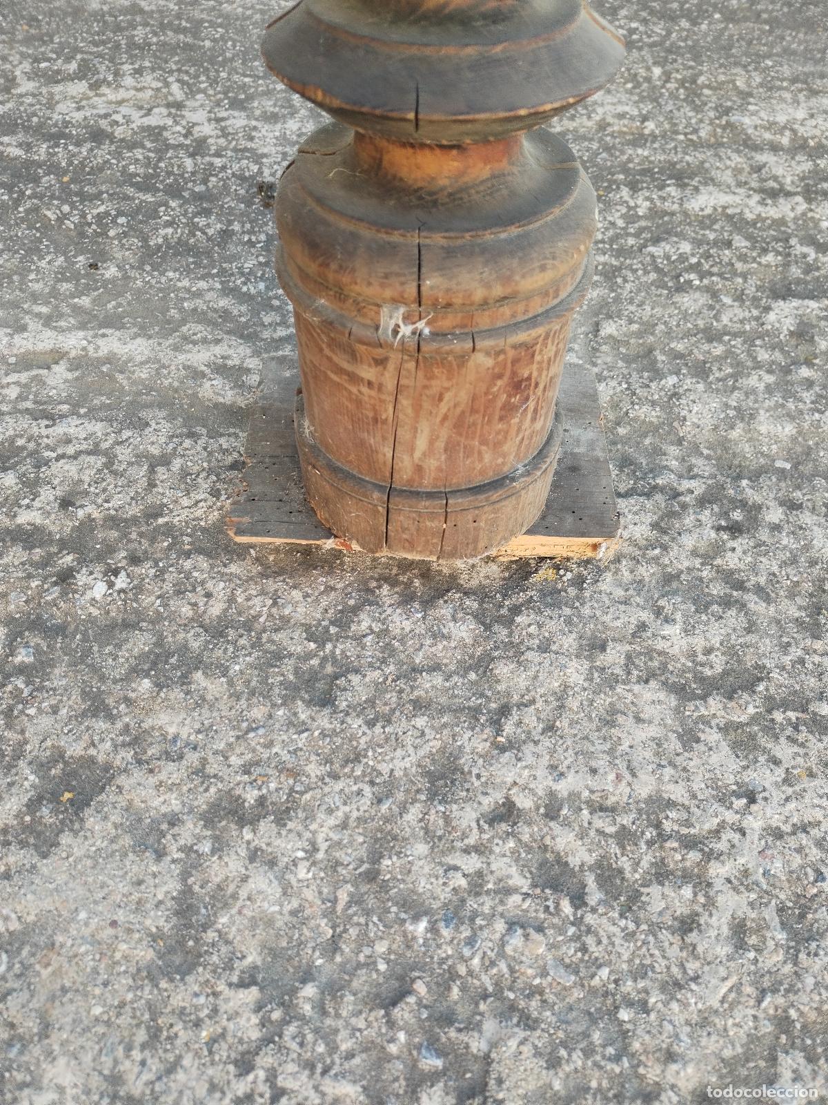 Antig&uuml;edades: pie de peana en madera tallada - Foto 9