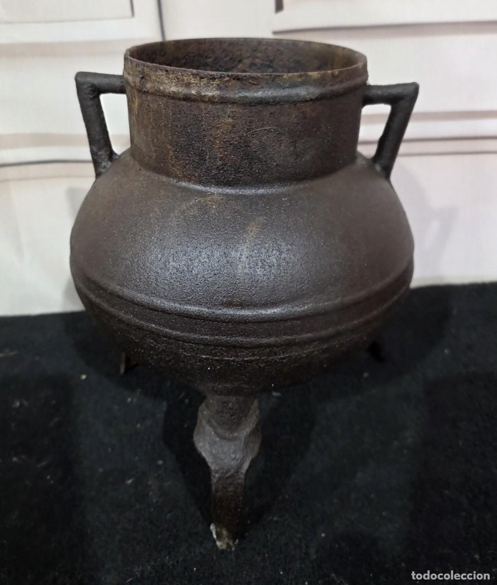 Antig&uuml;edades: Olla antigua de hierro fundido - Foto 2