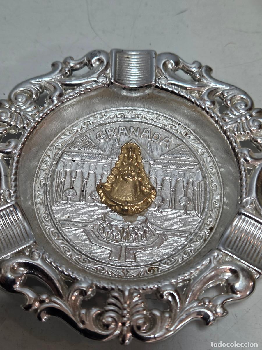 Antig&uuml;edades: cenicero con la virgen del rocio - Foto 2
